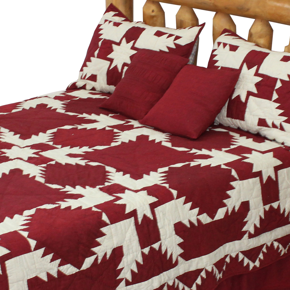 Red Feathered Star King Quilt 105"W x 95"L